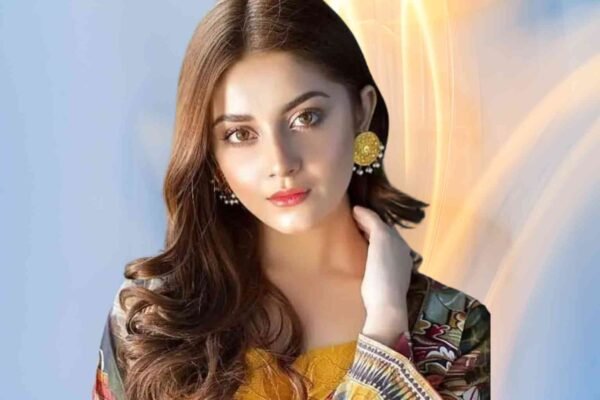 Alizeh Shah – Biography, Age, Height, Boyfriend, Family, Net Worth, Career